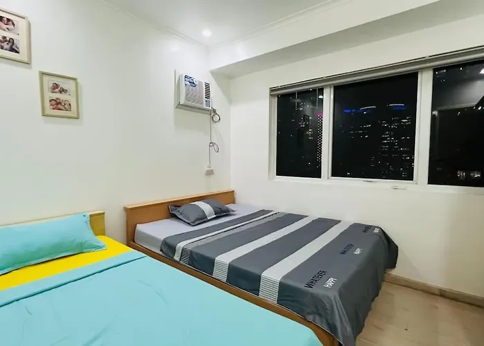 Bgc 2br Near Sm Aura With Free Parking & Wi-fi Apartment Manila